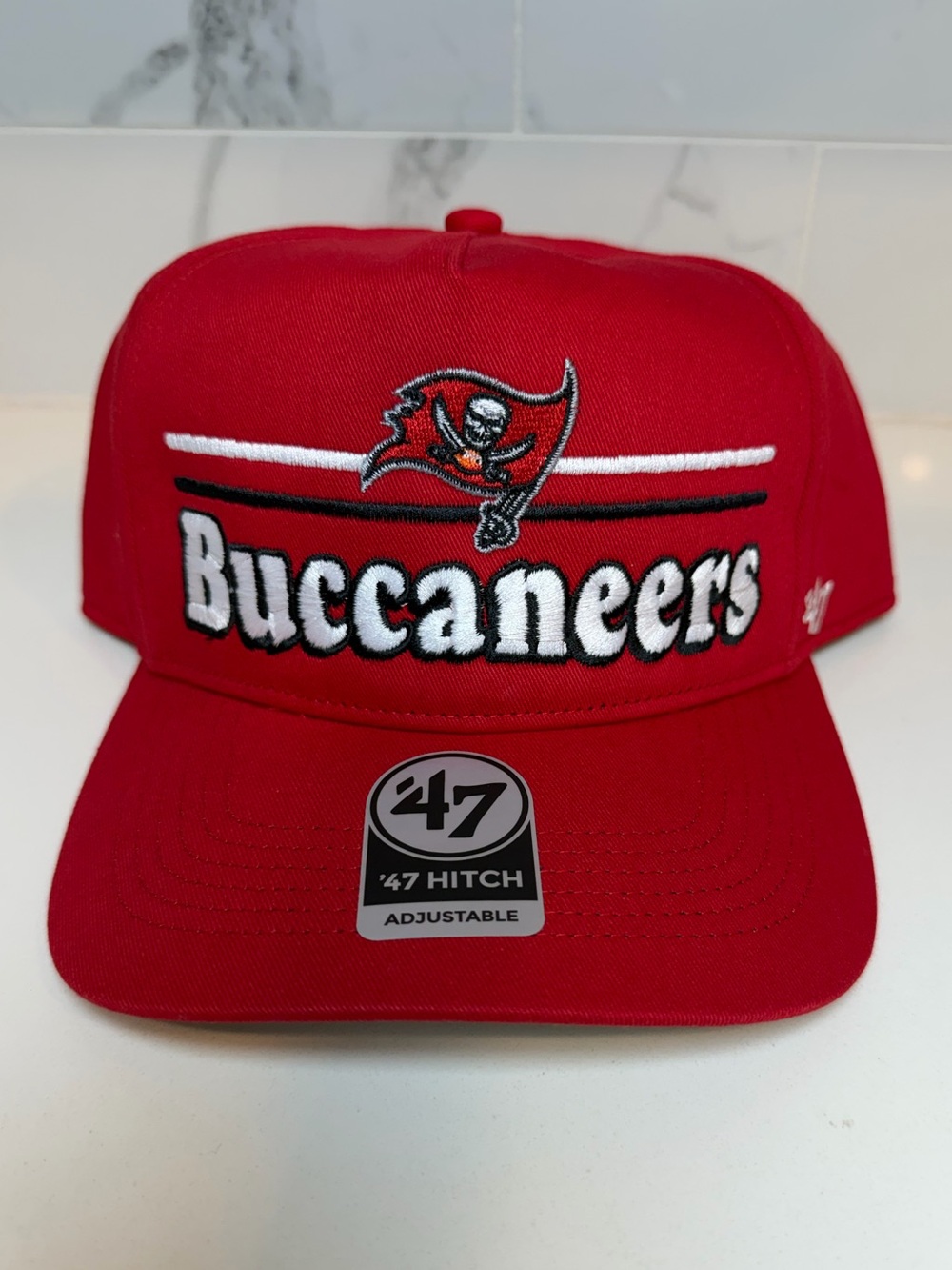 Tampa Bay Buccaneers ‘47 Brand Hitch SnapBack Hat Cap OSFA Red Black NFL NWT!